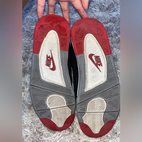 Jordan 4 Bred - Picture 3 of 7